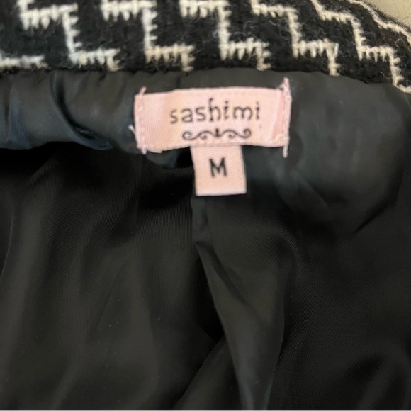 Sashimi Wool Blend Double Breasted Boxy Cut Coat - Size Medium - Picture 11 of 13